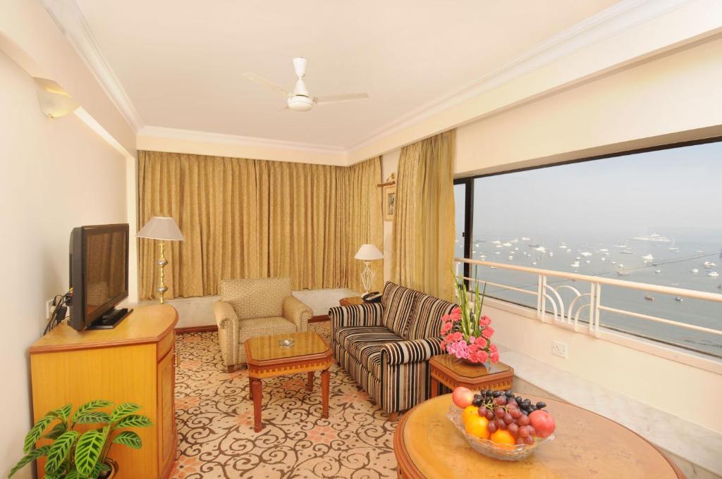Fariyas Hotel Mumbai 