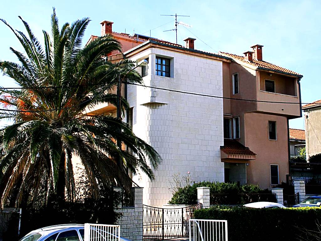 Apartments Žuvela