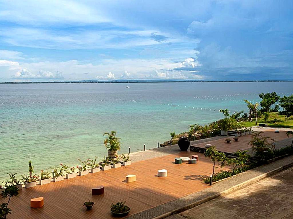 The Reef Island Resort Mactan