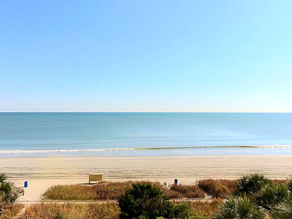 Schooner II Beach and Racquet Club